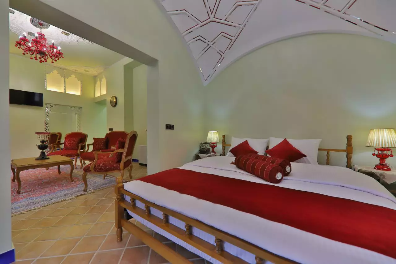 Alibaba https://cdn.alibaba.ir/ostorage/hotel-accommodation-images/695d07806b43e2b9afa3bc03_یاقوت دابل (1).webp